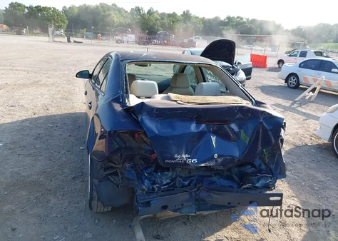 2008 Pontiac G6 Value Leader z USA, uszkodzony, nr VIN 1G2ZF57B284256899